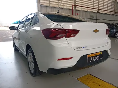CHEVROLET Onix Hatch 1.0 4P FLEX LT PLUS, Foto 4
