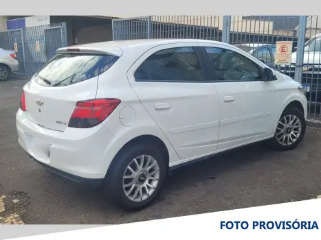 CHEVROLET Onix Hatch 1.4 4P FLEX LT, Foto 3