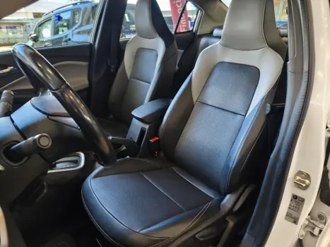 CHEVROLET Onix Hatch 1.0 12V 4P FLEX PREMIER TURBO AUTOM�TICO, Foto 14