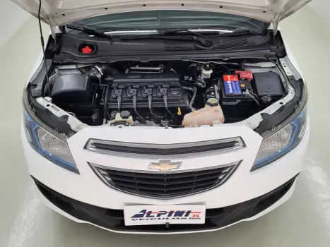 CHEVROLET Onix Hatch 1.4 4P FLEX LT, Foto 10
