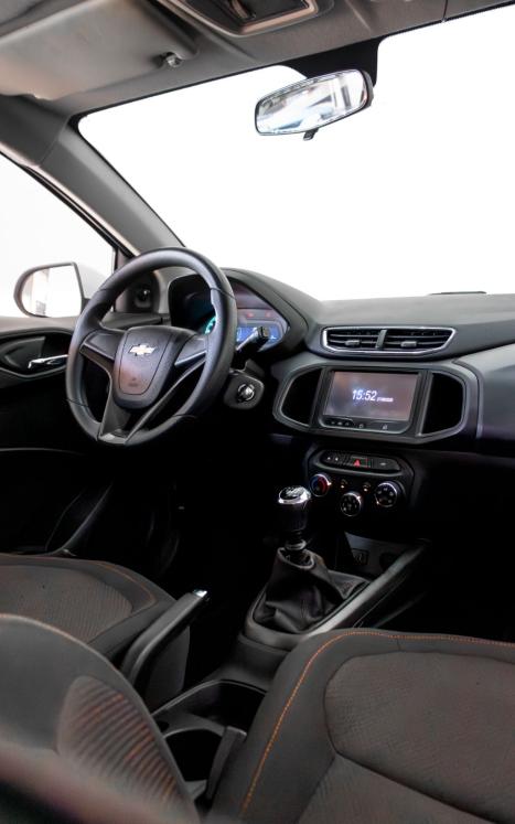 CHEVROLET Onix Hatch 1.4 4P FLEX ACTIV, Foto 6