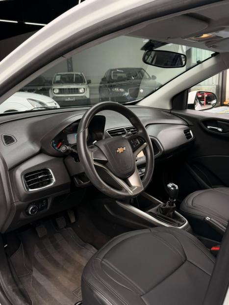 CHEVROLET Onix Hatch 1.4 4P FLEX LTZ, Foto 7