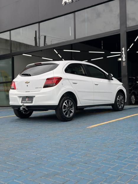 CHEVROLET Onix Hatch 1.4 4P FLEX LTZ, Foto 4