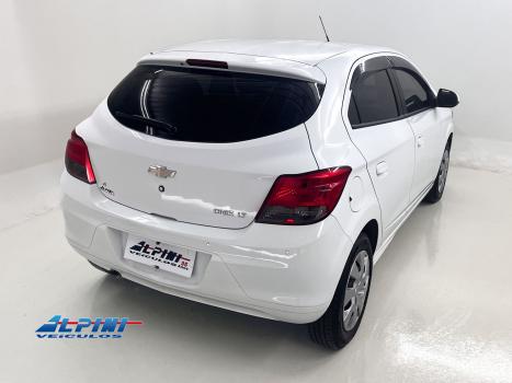 CHEVROLET Onix Hatch 1.4 4P FLEX LT, Foto 3