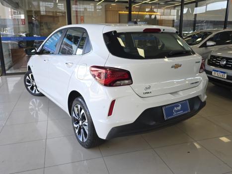 CHEVROLET Onix Hatch 1.0 12V 4P FLEX TURBO PREMIER AUTOMÁTICO, Foto 4