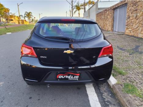 CHEVROLET Onix Hatch 1.0 4P FLEX LT1, Foto 5