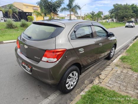CHEVROLET Onix Hatch 1.4 4P FLEX LT, Foto 6