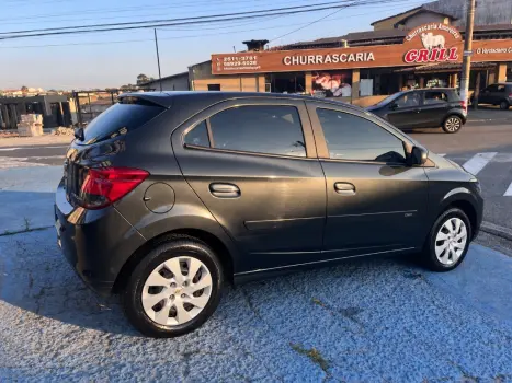 CHEVROLET Onix Hatch 1.4 4P FLEX LT, Foto 6