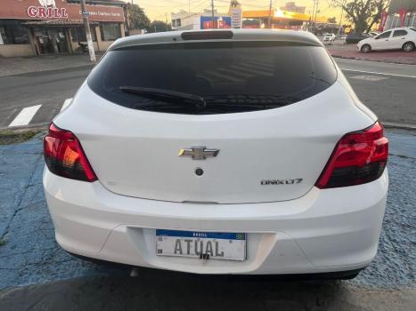 CHEVROLET Onix Hatch 1.4 4P FLEX LT AUTOMÁTICO, Foto 5
