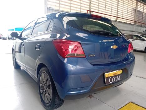 CHEVROLET Onix Hatch 1.4 4P FLEX ADVANTAGE AUTOMÁTICO, Foto 4