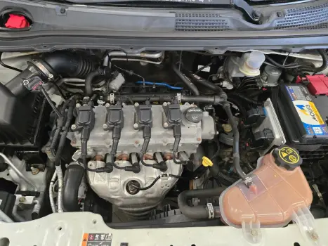 CHEVROLET Onix Hatch 1.0 4P FLEX LT, Foto 18