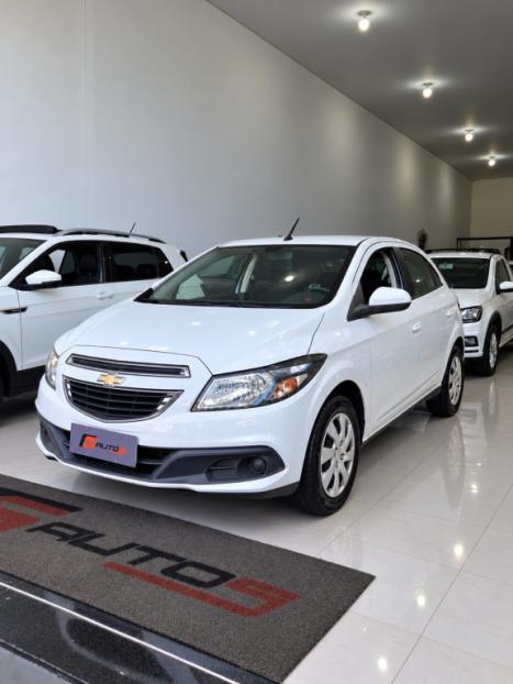 CHEVROLET Onix Hatch 1.4 4P FLEX LT AUTOMÁTICO, Foto 2