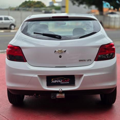 CHEVROLET Onix Hatch 1.4 4P FLEX LTZ, Foto 6