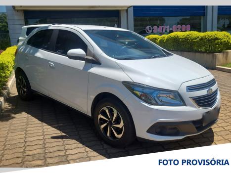 CHEVROLET Onix Hatch 1.4 4P FLEX LT, Foto 2