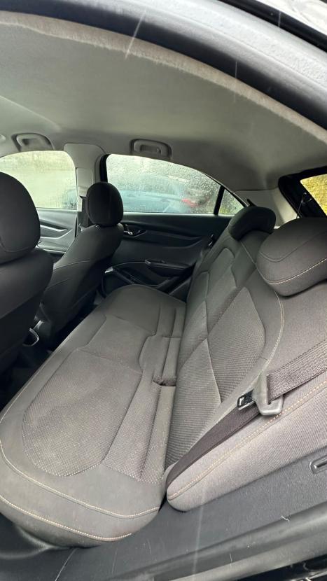 CHEVROLET Onix Hatch 1.4 4P FLEX LTZ, Foto 4