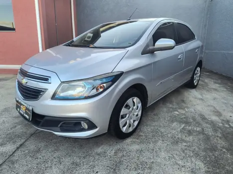 CHEVROLET Onix Hatch 1.4 4P FLEX LT, Foto 10