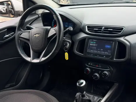 CHEVROLET Onix Hatch 1.4 4P FLEX LT, Foto 9