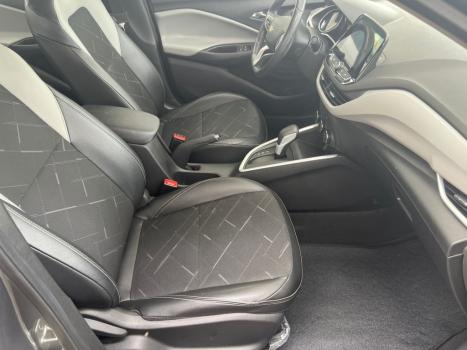 CHEVROLET Onix Sedan 1.0 12V 4P FLEX PREMIER PLUS TURBO AUTOMÁTICO, Foto 9 CHEVROLET Onix Sedan 1.0 12V 4P FLEX PREMIER PLUS TURBO AUTOMÁTICO, Foto 9