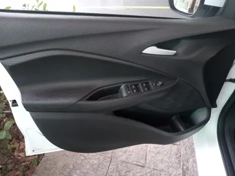 CHEVROLET Onix Sedan 1.0 12V 4P FLEX LTZ PLUS TURBO AUTOM�TICO, Foto 11