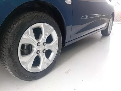 CHEVROLET Onix Sedan 1.0 12V 4P FLEX PREMIER PLUS TURBO AUTOM�TICO, Foto 15