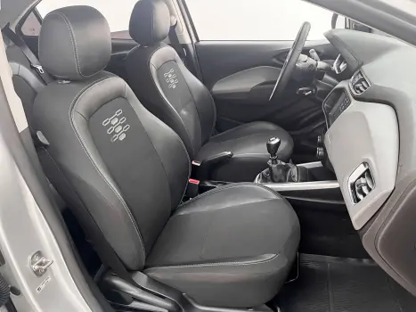 CHEVROLET Onix Sedan 1.0 4P FLEX LT, Foto 9