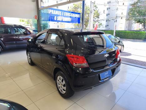 CHEVROLET Onix Sedan 1.0 4P FLEX LT, Foto 4