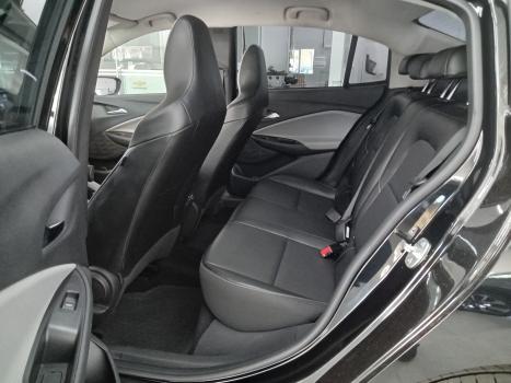 CHEVROLET Onix Sedan 1.0 12V 4P FLEX PREMIER PLUS TURBO AUTOM�TICO, Foto 10
