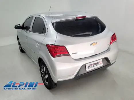 CHEVROLET Onix Sedan 1.0 4P FLEX LT, Foto 4