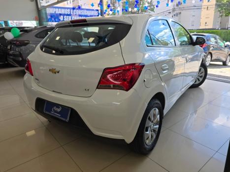 CHEVROLET Onix Sedan 1.0 4P FLEX LT, Foto 6