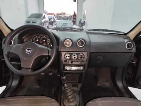 CHEVROLET Prisma 1.4 4P MAXX FLEX, Foto 9 CHEVROLET Prisma 1.4 4P MAXX FLEX, Foto 9