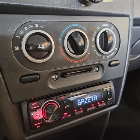 CHEVROLET Prisma 1.4 4P MAXX FLEX, Foto 16 CHEVROLET Prisma 1.4 4P MAXX FLEX, Foto 16