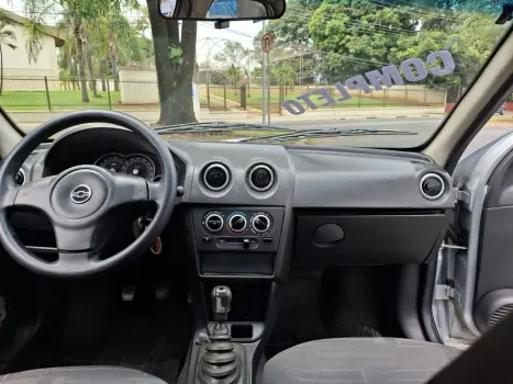 CHEVROLET Prisma 1.4 4P MAXX FLEX, Foto 2