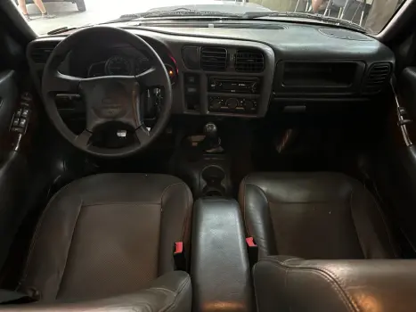 CHEVROLET S10 2.4 FLEX EXECUTIVE CABINE DUPLA, Foto 8 CHEVROLET S10 2.4 FLEX EXECUTIVE CABINE DUPLA, Foto 8