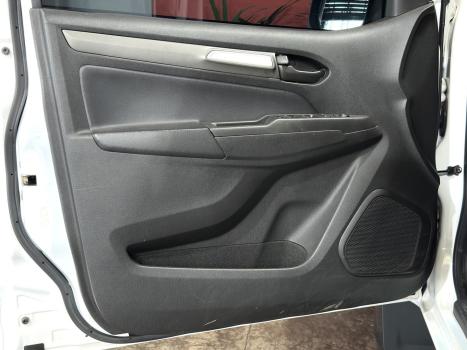 CHEVROLET S10 2.8 12V 4X4 CABINE SIMPLES TURBO DIESEL, Foto 4