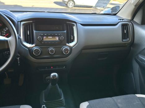 CHEVROLET S10 2.8 12V 4X4 CABINE SIMPLES TURBO DIESEL, Foto 5