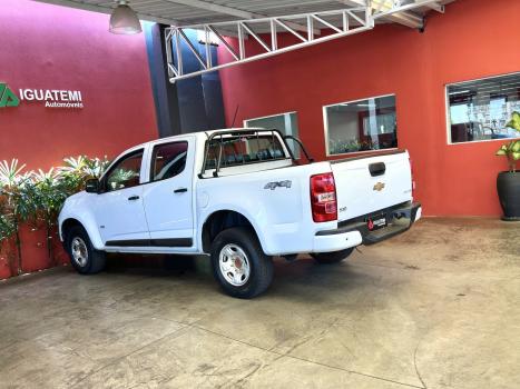 CHEVROLET S10 2.8 16V LS CABINE DUPLA 4X4 TURBO DIESEL, Foto 4
