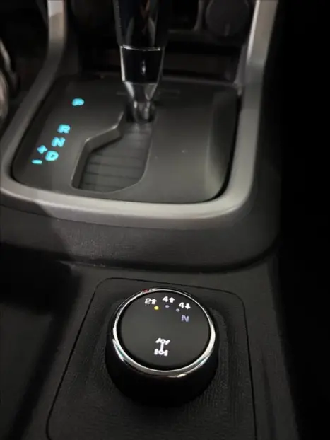 CHEVROLET S10 2.8 16V LTZ CABINE DUPLA 4X4 TURBO DIESEL AUTOMTICO, Foto 14