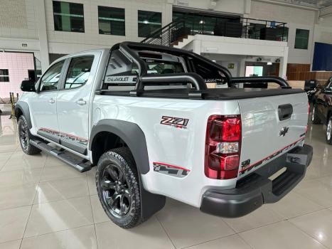 CHEVROLET S10 2.8 16V Z71 CABINE DUPLA 4X4 TURBO DIESEL AUTOM�TICO, Foto 4