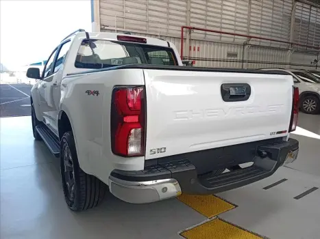 CHEVROLET S10 2.8 16V LTZ CABINE DUPLA 4X4 TURBO DIESEL AUTOM�TICO, Foto 3