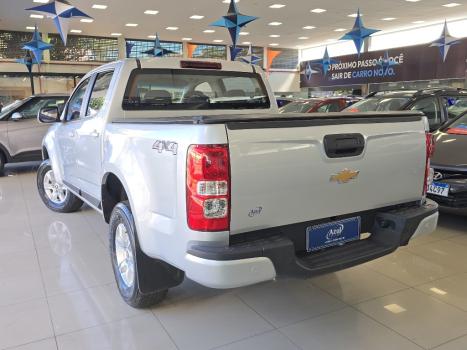 CHEVROLET S10 2.8 16V LT CABINE DUPLA 4X4 TURBO DIESEL AUTOM�TICO, Foto 4