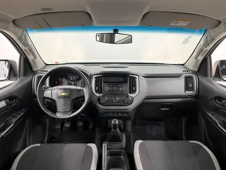 CHEVROLET S10 2.8 16V LS CABINE DUPLA 4X4 TURBO DIESEL, Foto 5