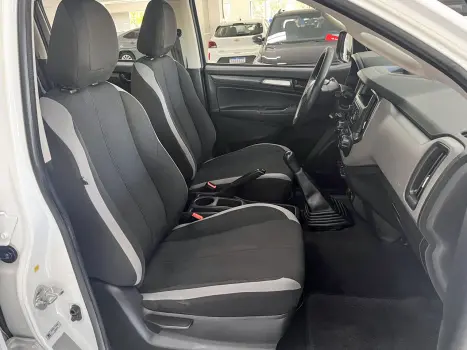 CHEVROLET S10 2.8 16V LS CABINE DUPLA 4X4 TURBO DIESEL, Foto 8