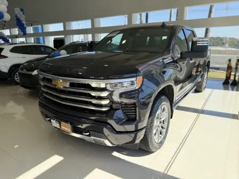 CHEVROLET Silverado 5.3 V8 1500 HIGH COUNTRY CABINE DUPLA 4X4 AUTOMTICO, Foto 3