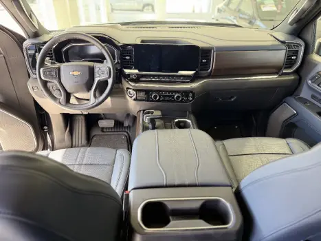 CHEVROLET Silverado 5.3 V8 1500 HIGH COUNTRY CABINE DUPLA 4X4 AUTOMTICO, Foto 9