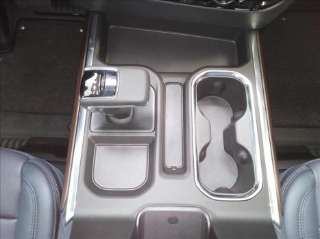 CHEVROLET Silverado 5.3 V8 1500 HIGH COUNTRY CABINE DUPLA 4X4 AUTOMTICO, Foto 10