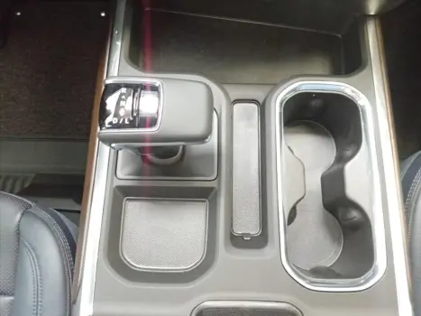 CHEVROLET Silverado 5.3 V8 1500 HIGH COUNTRY CABINE DUPLA 4X4 AUTOMTICO, Foto 7