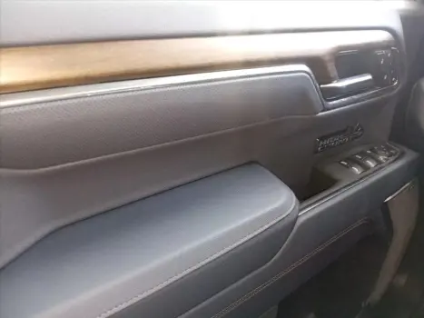 CHEVROLET Silverado 5.3 V8 1500 HIGH COUNTRY CABINE DUPLA 4X4 AUTOMTICO, Foto 8