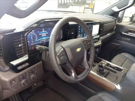 CHEVROLET Silverado 5.3 V8 1500 HIGH COUNTRY CABINE DUPLA 4X4 AUTOMTICO, Foto 11