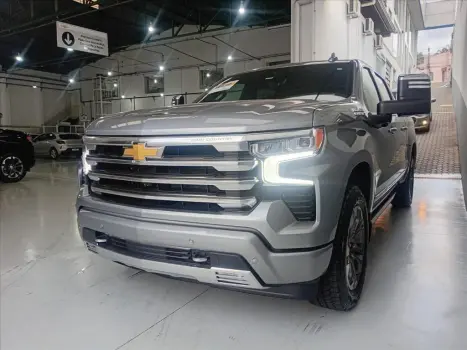 CHEVROLET Silverado 5.3 V8 1500 HIGH COUNTRY CABINE DUPLA 4X4 AUTOMTICO, Foto 1