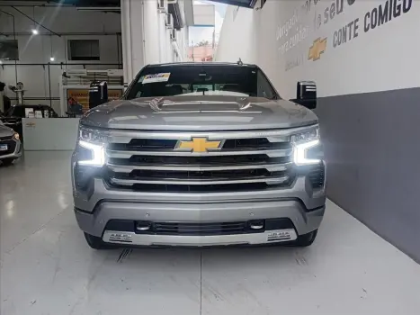 CHEVROLET Silverado 5.3 V8 1500 HIGH COUNTRY CABINE DUPLA 4X4 AUTOMTICO, Foto 19